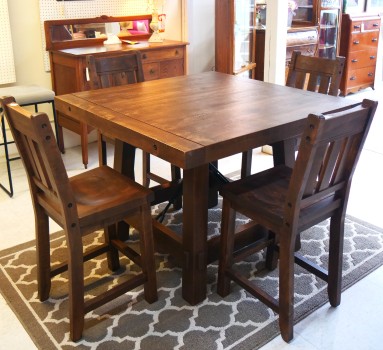 Table and Chairs Together 