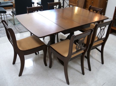 Table and Chairs Together 